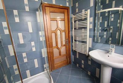 Casa Ultracentral cu 5 camere in suprafa?a de 300 mp ?i un teren de 600 mp - 18