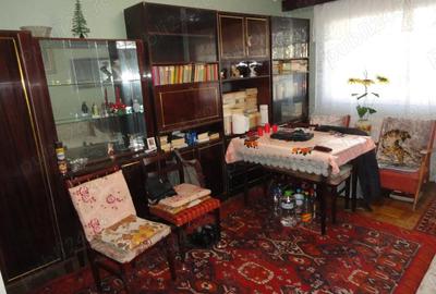 Apartament cu 3 camere decomandat în Central - 3