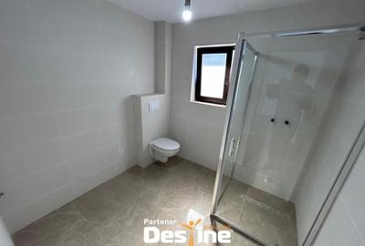 Casă cu 4 camere cu Canalizare în Valea Lupului