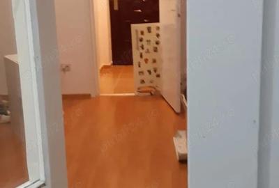 Garsonieră decomandată în Central - 1