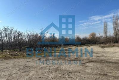 Teren de 10008 mp, în Central - 5