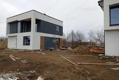 Valea Ursului, langa padure, Vila lux (ecologica)150mp.utili teren-550 - 2