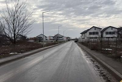 Teren de 3900 mp, în Central