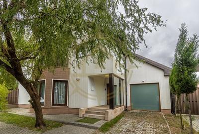 Casă cu 6 camere cu Canalizare în Corbeanca - 1