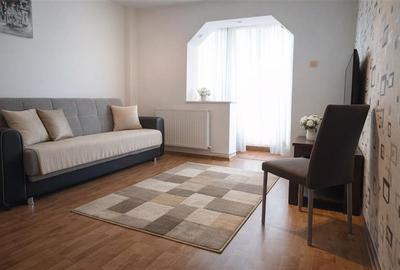 Apartament cu 3 camere decomandat în Central - 1
