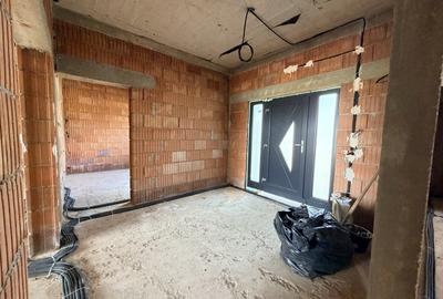 Casă individuală cu 5 camere cu Canalizare în Urseni - 18