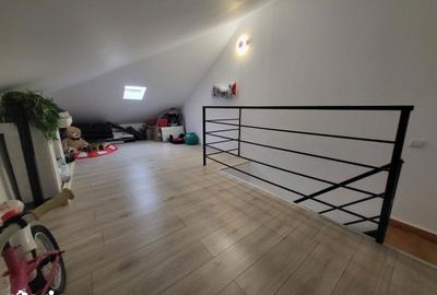 Casă cu 4 camere cu Teren 100 Mp în Central - 13