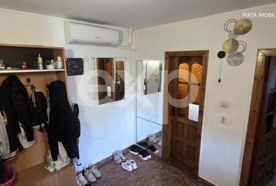 Apartament cu 2 camere decomandat, mobilat în Micro 4 - 10