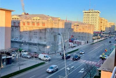 Apartament cu 3 camere semidecomandat în Ultracentral