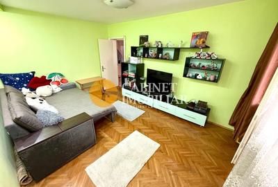 3 Camere Decomandat - Etaj 1 - Zona Podu Ros - Primaverii - 2