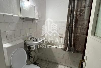 Spațiu comercial, de 47 mp, în Central - 6