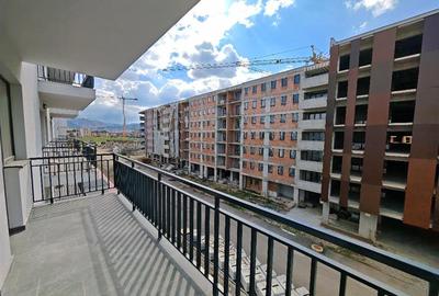 Apartament cu 2 camere decomandat, mobilat în Tractorul - 9