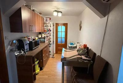 Apartament cu 2 camere decomandat în Central - 3