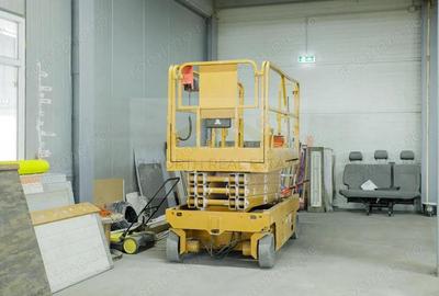 Hala industriala 2.000 mp Depozitare / Produc?ie Rampe incarcare Otopeni - 2