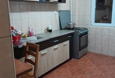 Apartament cu 3 camere decomandat, mobilat în Lacul Tei - 3