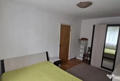 Apartament cu 2 camere semidecomandat în Centrul Civic