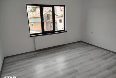 Casă cu 5 camere cu Teren 550 Mp în Braniștea - 17