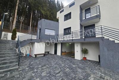 Casă cu 6 camere cu Teren 982 Mp în Central - 5