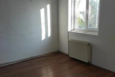 Ap 2 camere dec etj 1 Progresul - 2