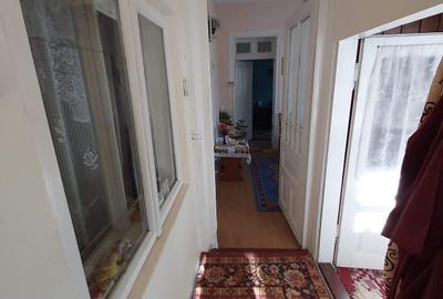 Casă cu 3 camere în Poiana Țapului - 5