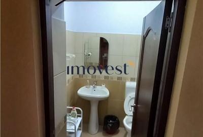 Spațiu comercial, de 120 mp, în Central - 2