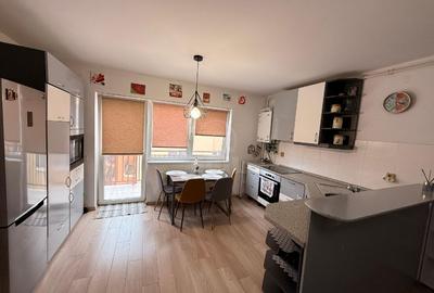 Apartament cu 3 camere semidecomandat în Florești - 4