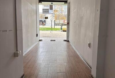 Spațiu comercial, de 44 mp, în Ultracentral - 2