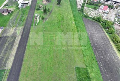 Teren agricol intravilan de 2648 mp, în Central - 30