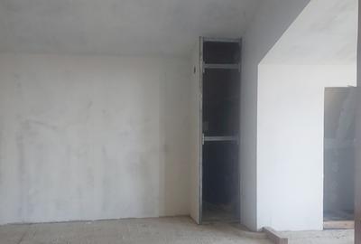 Casă cu 5 camere cu Teren 608 Mp în Morarilor - 2