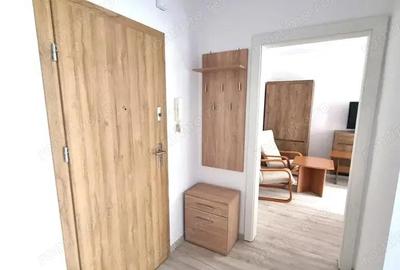 Apartament cu 2 camere decomandat în Gara de Nord