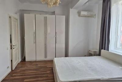 Panduri,Calea 13 Septembrie,Decomandat,etaj 5/9,Bloc 1992,Reabili,Loc de Parcare - 5