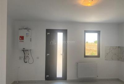 Casă cu 3 camere cu Teren 600 Mp în Central - 5