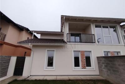 Duplex cu 5 camere cu Teren 325 Mp în Moșnița Nouă - 1