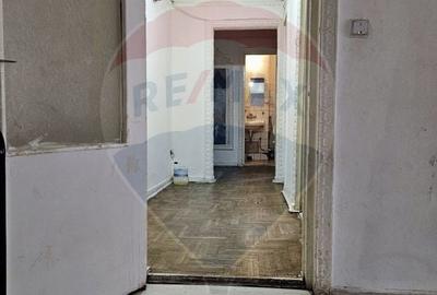 Apartament cu 2 camere decomandat de vanzare, etaj 1, zona Milcov - 6