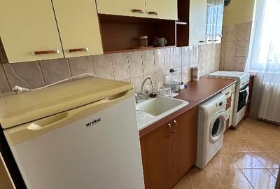 Apartament cu 2 camere decomandat în Berceni - 9