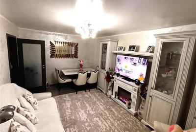 Apartament cu 3 camere decomandat în Viziru 3 - 2