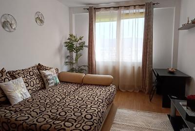 Proprietar, vand apartament cu 2 cam. mobilat si  utilat - 15