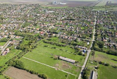 Hala de 430 mp ?i teren intravilan 2.5 ha Macea - 1