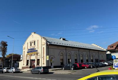 Oferim spre închiriere un spațiu comercial modern și complet amenajat - 1