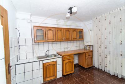 Apartament cu 3 camere decomandat în Central - 7
