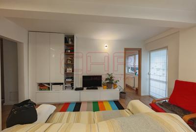 Apartament cu 3 camere semidecomandat, mobilat în Aviației