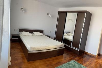 Apartament cu 3 camere decomandat, mobilat în Cetate - 1