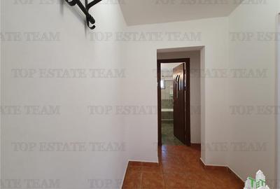 Apartament cu 2 camere decomandat în Casa de Cultură - 12