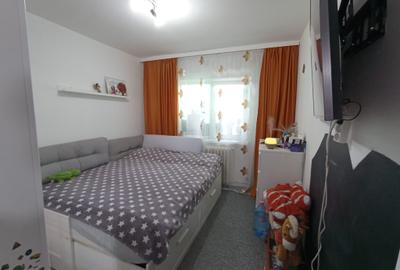 Apartament 3 camere, decomandat, CUG-BRD etaj 3/4 ! RENOVAT - 2