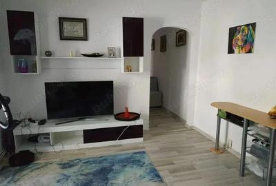 3 Camere Podu Ros - Liceul Emil Racovita - 1