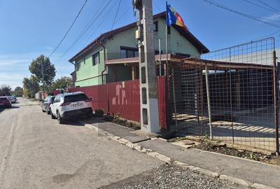 Casă individuală cu 5 camere cu Canalizare în Central - 1