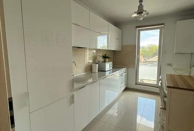 Apartament cu 2 camere decomandat în Ferentari - 10