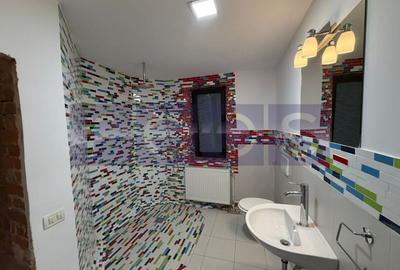 Casă individuală cu 8 camere cu Canalizare în Capitale - 42