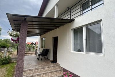 Casă cu 4 camere în Stolna - 1