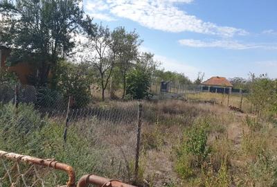 Casă cu 3 camere cu Teren 740 Mp în Herneacova - 1